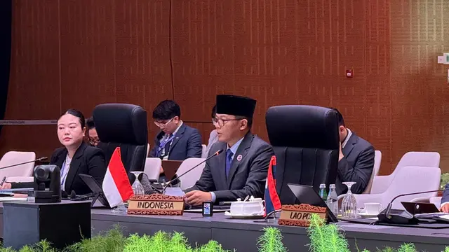 Menlu RI Sugiono dalam pertemuan ASEAN–Japan Post Ministerial Conference (PMC) di Kuala Lumpur, Malaysia, Kamis (10/7/2025). (Dok. Kemlu RI)