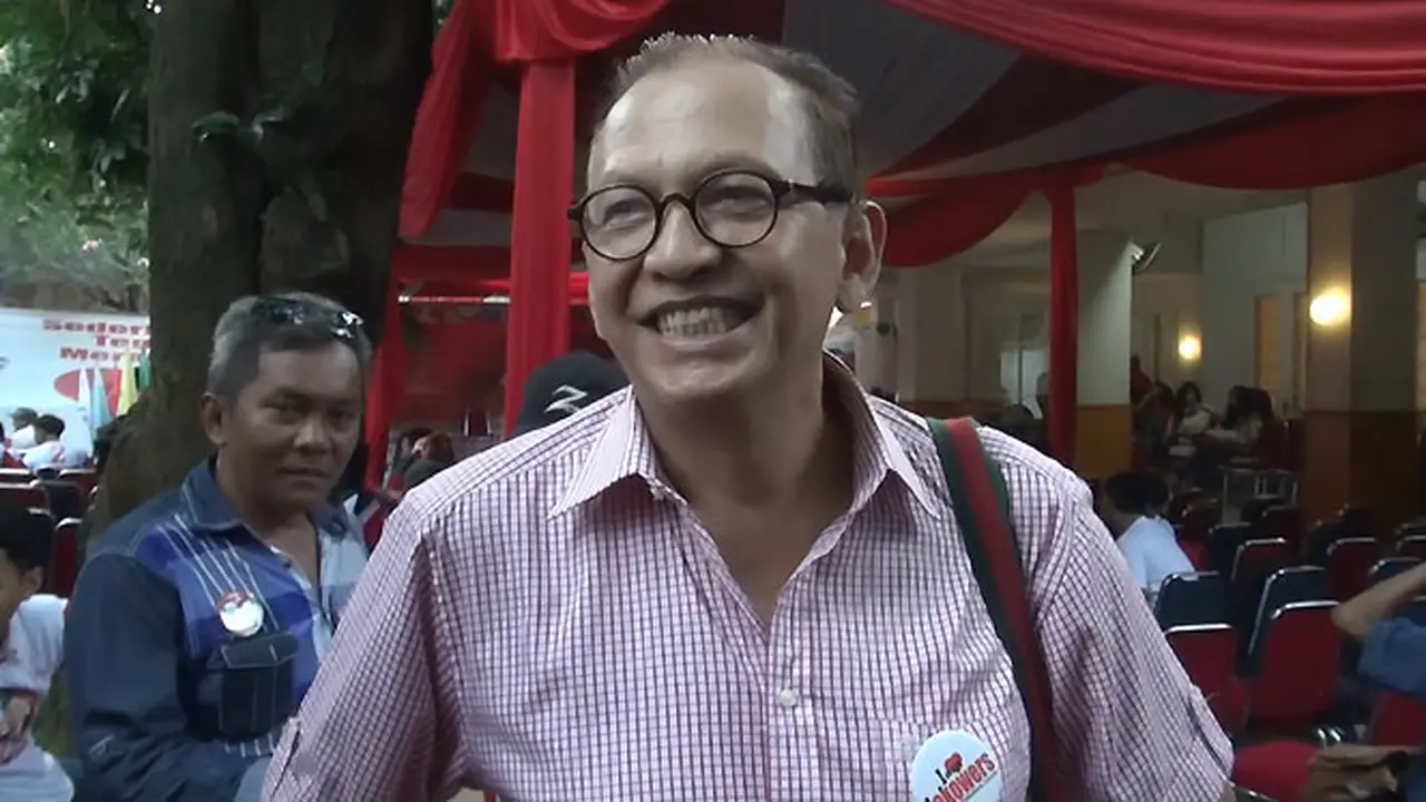 Roy Marten dan Keluarga Kompak Dukung Jokowi-JK