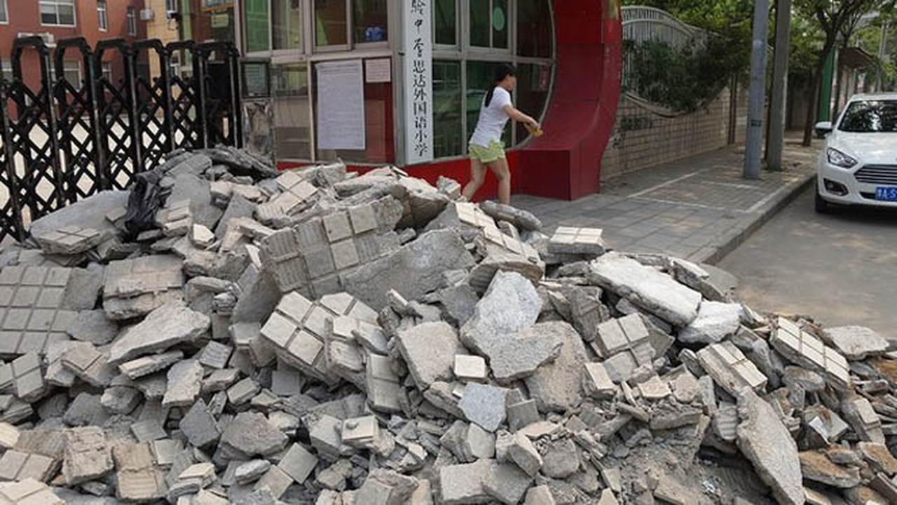 Anak Gagal Tes Masuk Sekolah, Orangtua Blokir Pintu Gerbang