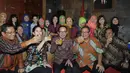  Sejumlah Menteri hadir dalam acara minum jamu bersama di gedung Kementerian Perindustrian, Jakarta, Jumat (16/1/2015). (Liputan6.com/Herman Zakharia)