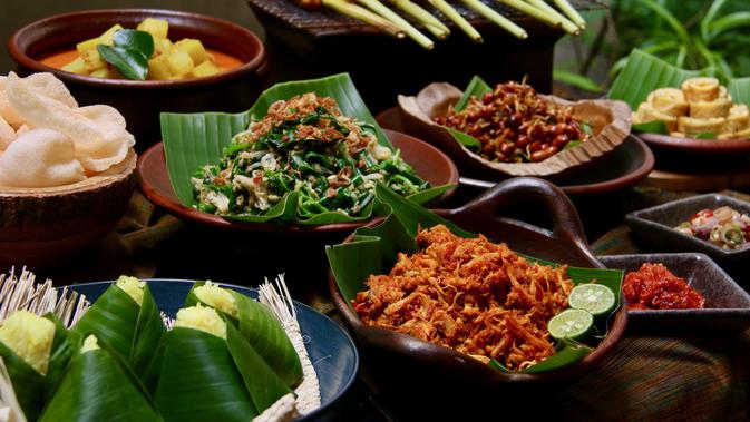 8 Makanan Khas Lombok Kaya Rempah Menggoda Lidah Hot Liputan6 Com