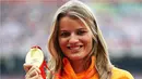 Dafne Schippers meraih medali emas lari 200m putri Kejuaraan Dunia Atletik 2015 di Beijing, China. (EPA/How Hwee Young)