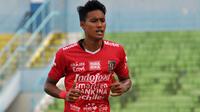Bek kanan Bali United, Andhika Wijaya. (Bola.com/Iwan Setiawan)