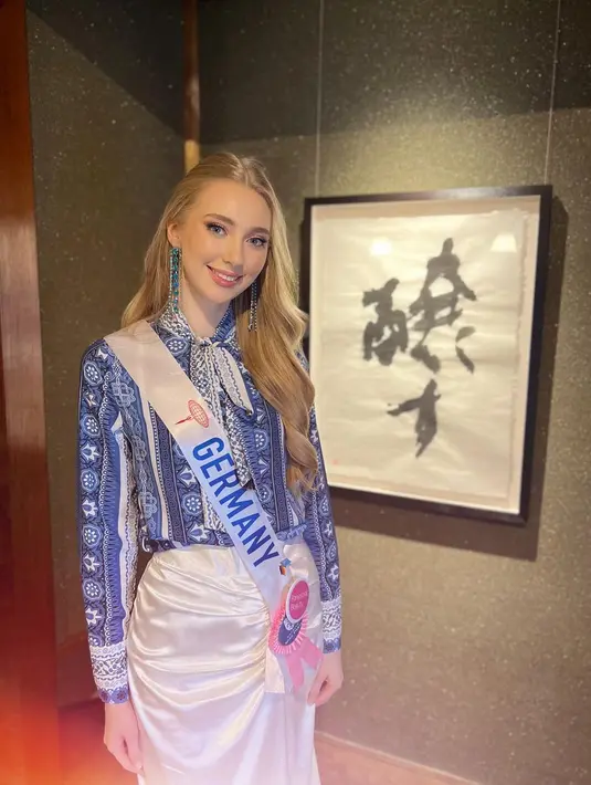 <p>Jasmin Selberg ditunjuk sebagai Miss Globe Germany 2021. Ia juga sekaligus wakil Jerman dalam kompetisi The Miss Globe 2021. Foto: Instagram.</p>