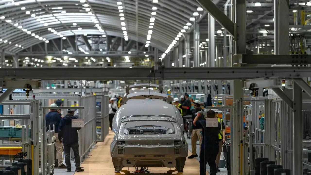 Hyundai Mulai Produksi Mobil Listrik Ioniq 9 di Amerika (Carscoops)