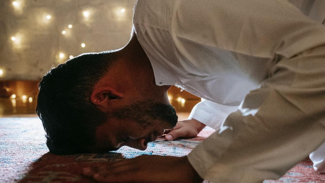 Doa Qobliyah Subuh, Niat, dan Tata Cara Pelaksanaannya yang Patut Diketahui