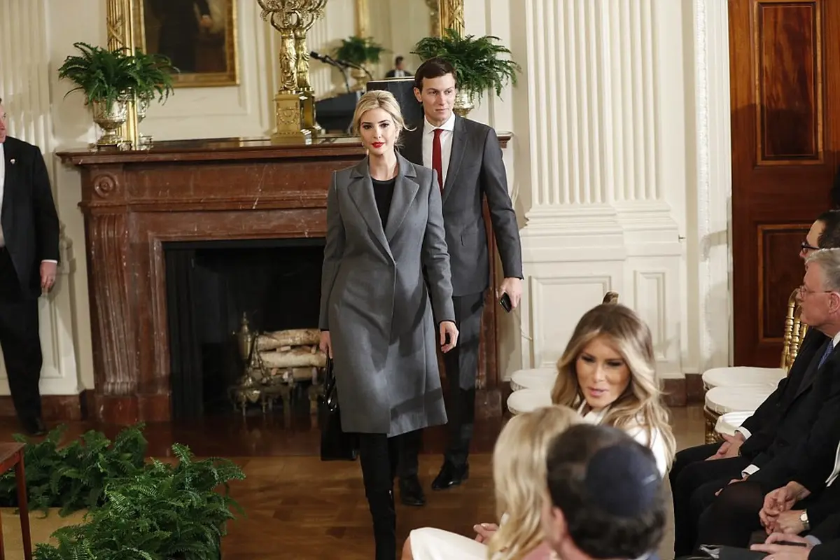 Tugas Perdana First Lady Melania Dibayangi Ivanka Trump