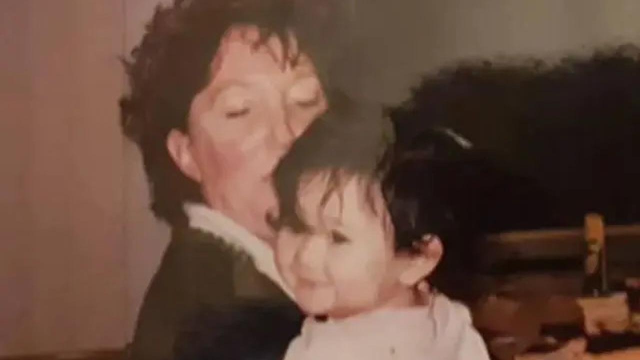 6 Potret Lawas Masa Kecil Talitha Curtis, Ungkap Selama Ini Dibesarkan Ibu Angkat