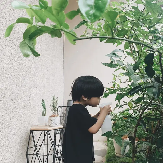 Jadi Anak Hits, Ini 6 Potret Gemas Sekala Anak Ayudia Bing Slamet