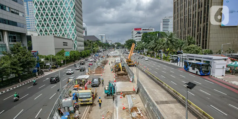 FOTO: Pembangunan MRT Jakarta Fase II Terkendala Pandemi COVID-19
