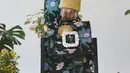 Voyage adalah tas yang khusus dihadirkan untuk Mother’s Day dan dengan desain floral seasonal.   (Dok/Kate Spade New York).