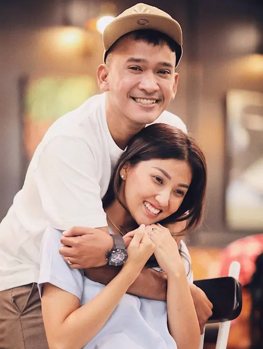 Ruben Onsu dan Sarwendah