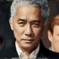 Tony Leung saat tampil di MV terbaru NewJeans. (Dok: Instagram @carinalau1208)