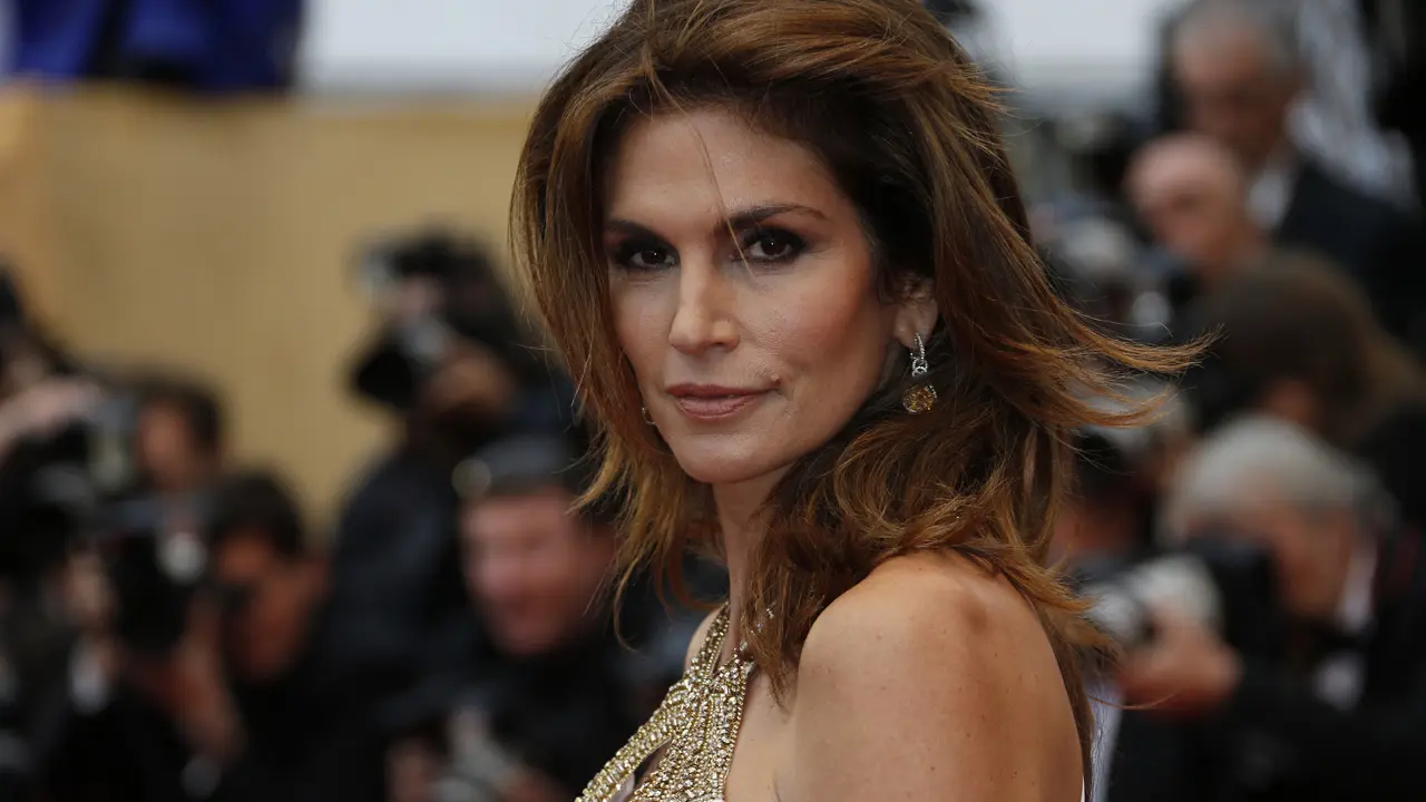Cindy Crawford Pamerkan Putra-putrinya yang Menawan