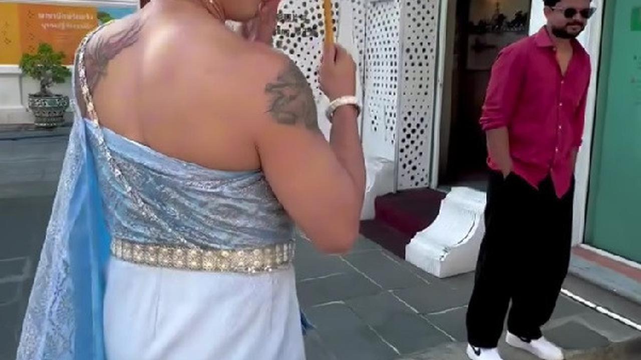Potret Denny Sumargo Pakai Baju Tradisional Wanita Thailand Ini Langsung Jadi Sorotan dan Bikin Heboh Netizen