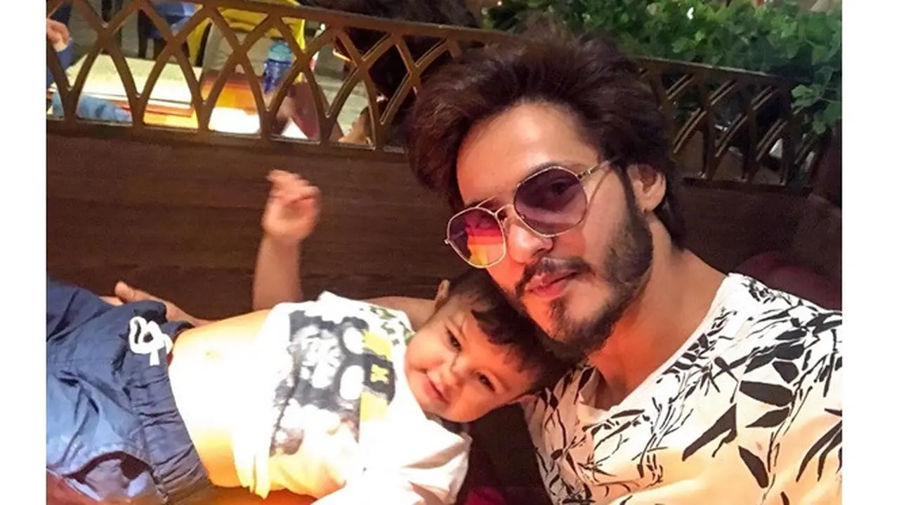 7 Potret Yurav Bhatia, Anak Ravi Bhatia dan Yulida yang Menggemaskan