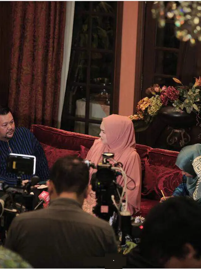 Siti Nurhaliza umumkan kehamilannya, Jumat (13/10/2017) malam waktu Malaysia. (Instagram/ctdk)