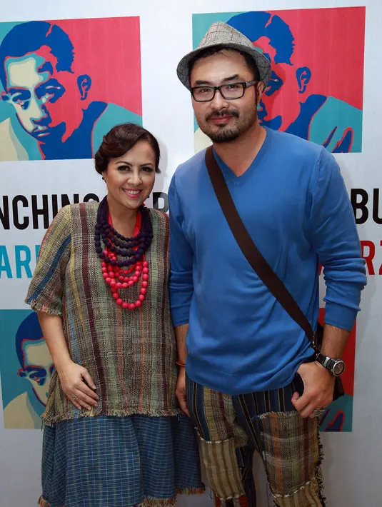 "Kami berdua terlibat di dalamnya. Nyanyiin salah satu karyanya beliau judulnya 'Payung Fantasi'. Acara ini tujuannya murni untuk charity," kata Cynthia Lamusu. (Deki Prayoga/Bintang.com)