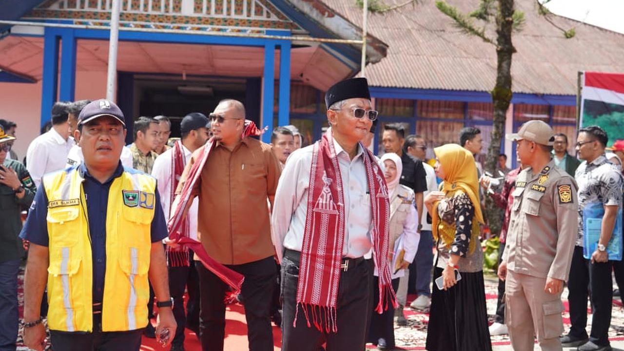 Tinjau Sekolah Rakyat di Solok, Menteri Dody Permudah Akses Pendidikan Bagi Warga Miskin di Dataran Tinggi