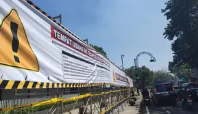 Buntut Tebang 10 Pohon, Videotron Padel Six Nine Bandung Disegel
