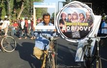 Bangga Bon Jovi ke Indonesia, warga Solo konvoi naik sepeda