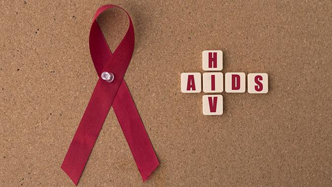 Di Indonesia 3 dari 4 orang yang terinfeksi HIV-AIDS disebabkan karena melakukan hubungan seksual tanpa menggunakan alat pengaman.