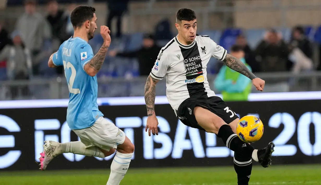 Bermain tandang, Udinese sukses mempermalukan tim tuan rumah, Lazio dengan skor 2-1. (AP Photo/Andrew Medichini)
