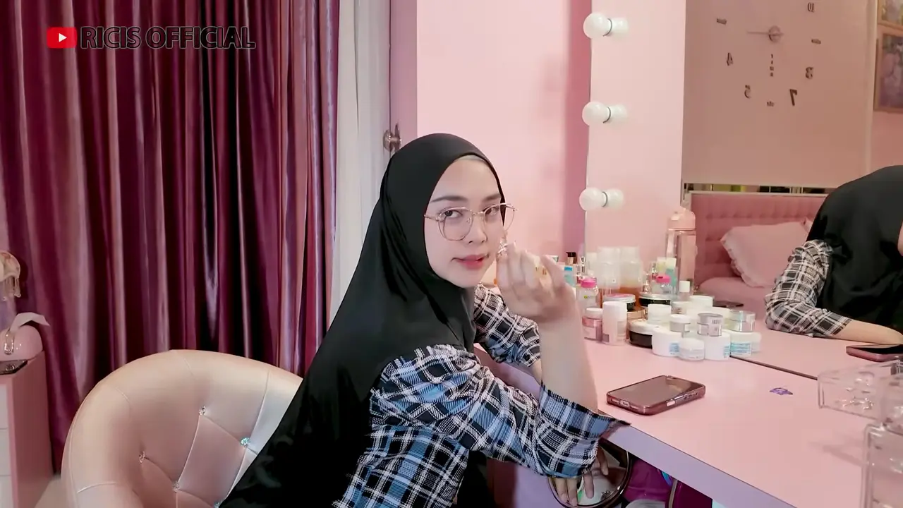 Potret Kamar Pink Ria Ricis di Rumah Lama, Room Tour Terakhir Sebelum Pindahan