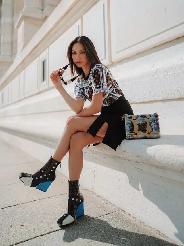 Selalu Tenteng Tas Branded, Intip 7 Potret OOTD Berkelas ala Alyssa Daguise