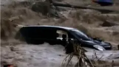 Hujan mengguyur wilayah Sumatera Barat menyebabkan banjir dan tanah longsor, hingga lonjakan kendaraan terjadi di ruas tol Purbaleunyi.
