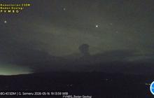 Gunung Semeru Erupsi Disertai Awan Panas Guguran, Status Siaga Level III