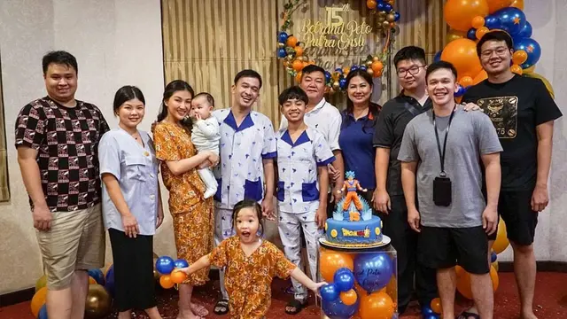 Momen perayaan ulang tahun Betrand Peto yang ke-15 Tahun