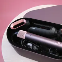 Hadiah Akhir Tahun yang Berkesan, Ini 3 Rekomendasi Alat Styling Rambut Dyson untuk Momen Spesial