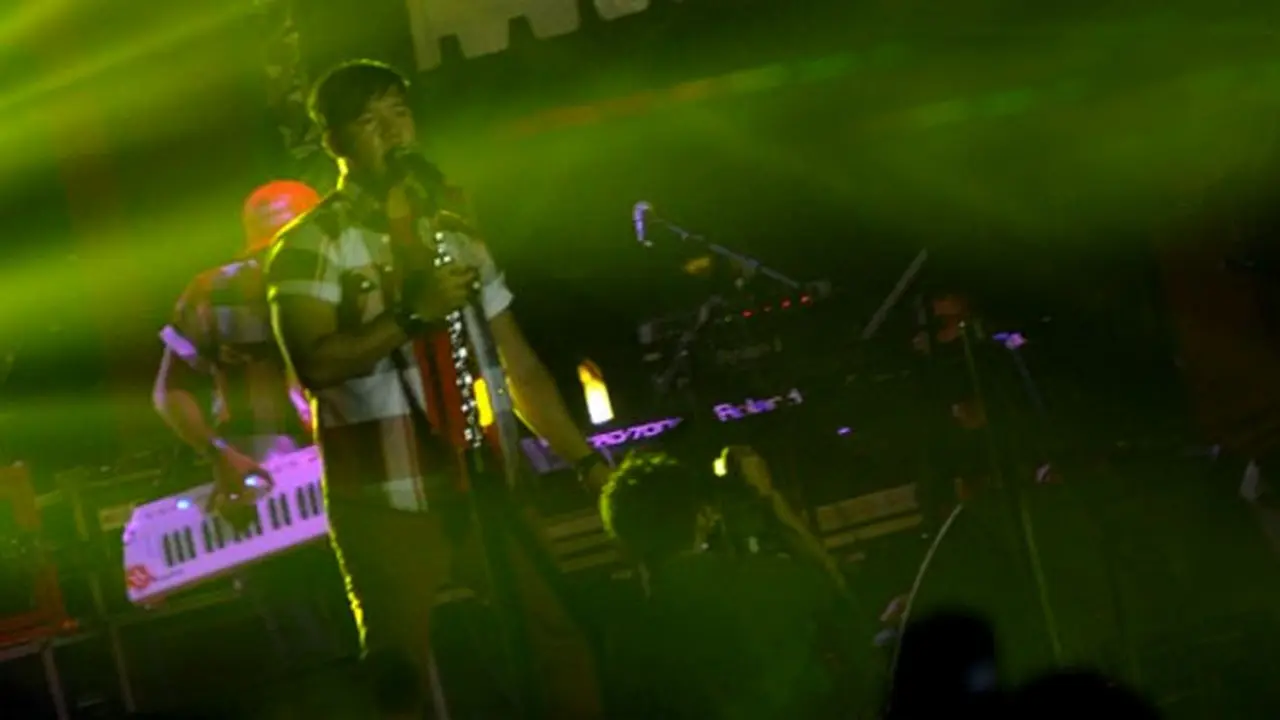 repvblik-band-130913b.jpg