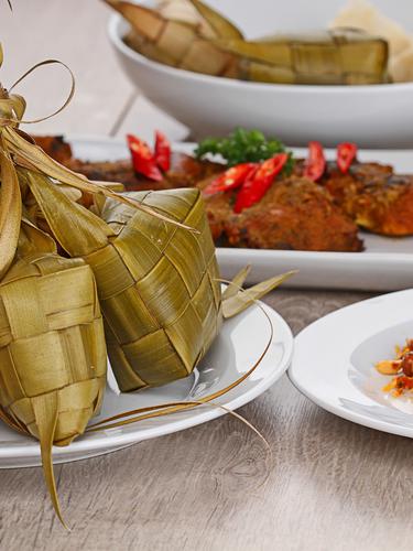 5 Inspirasi Masakan Yang Cocok Disajikan Bersama Ketupat Lifestyle Fimela Com