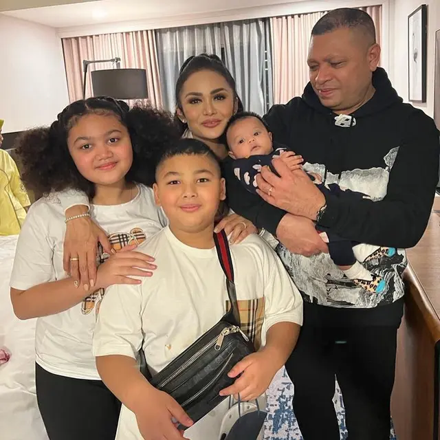 Raul Lemos dan Baby Ameena