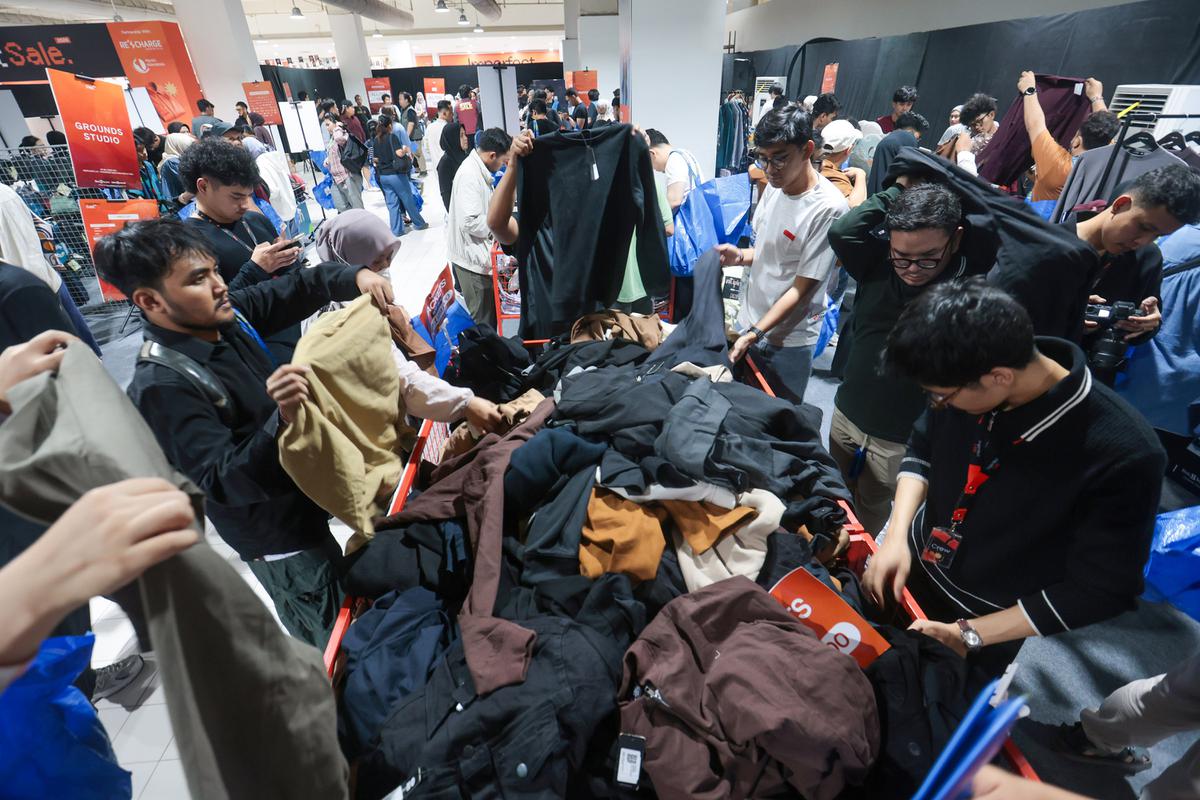Satu Jam Berburu Diskon di Imperfect Sale
