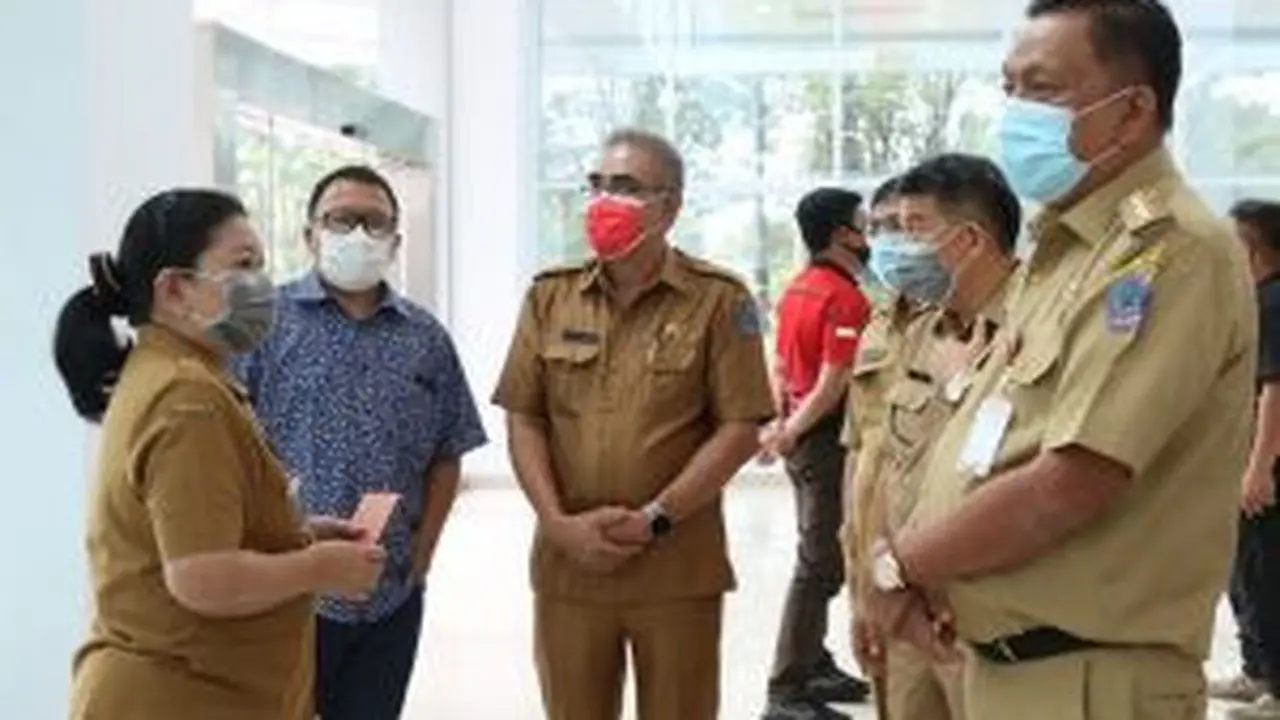 Gubernur Sulut Olly Dondokambey meninjau pembangunan Rumah Sakit Umum Daerah (RSUD) Provinsi Sulut dan Rumah Sakit Mata di Kota Manado
