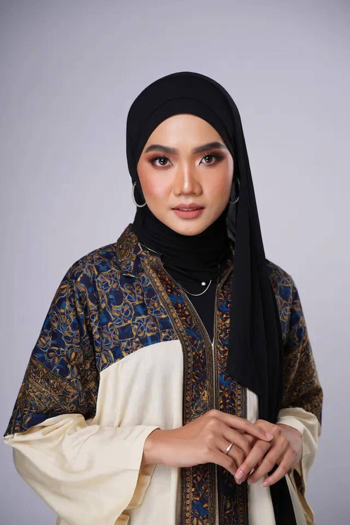 10 Gamis Kaftan Simple Mewah Terbaru 2025 untuk Tampil Anggun di Setiap Acara