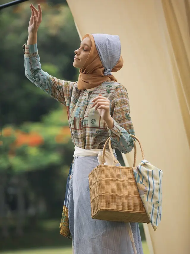 'Abrea' koleksi RiaMIranda Spring/Summer 2021