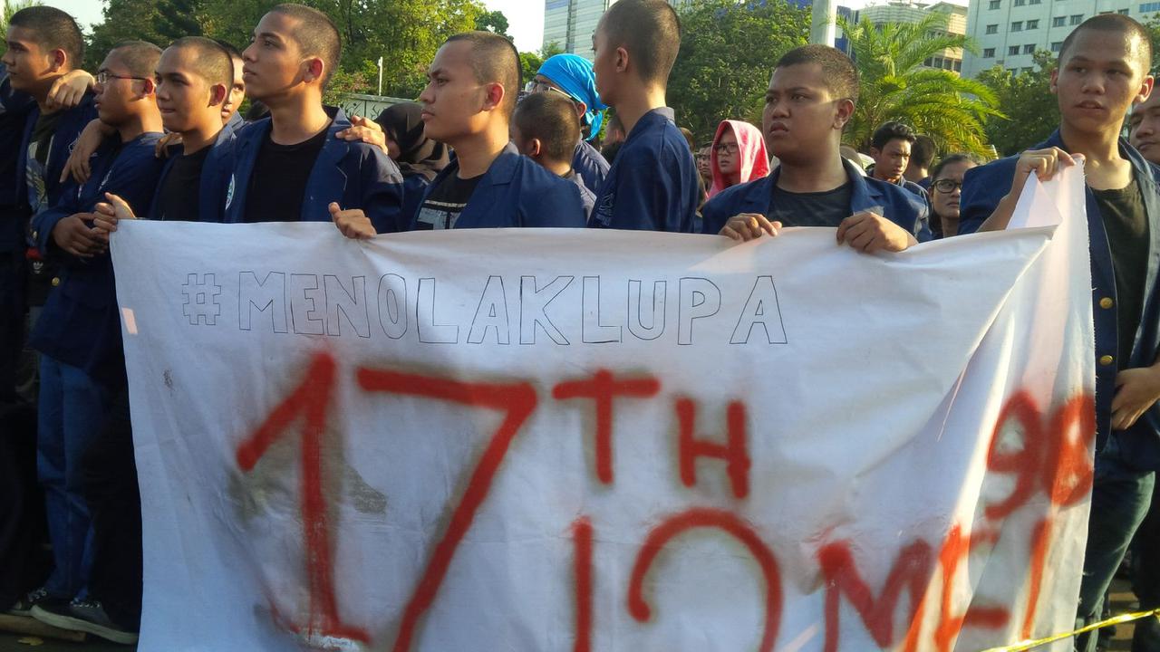 Demo peringatan Tragedi Mei 1998 