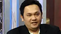 Farhat Abbas Tak Hadiri Pernikahan Putri Nia Daniaty