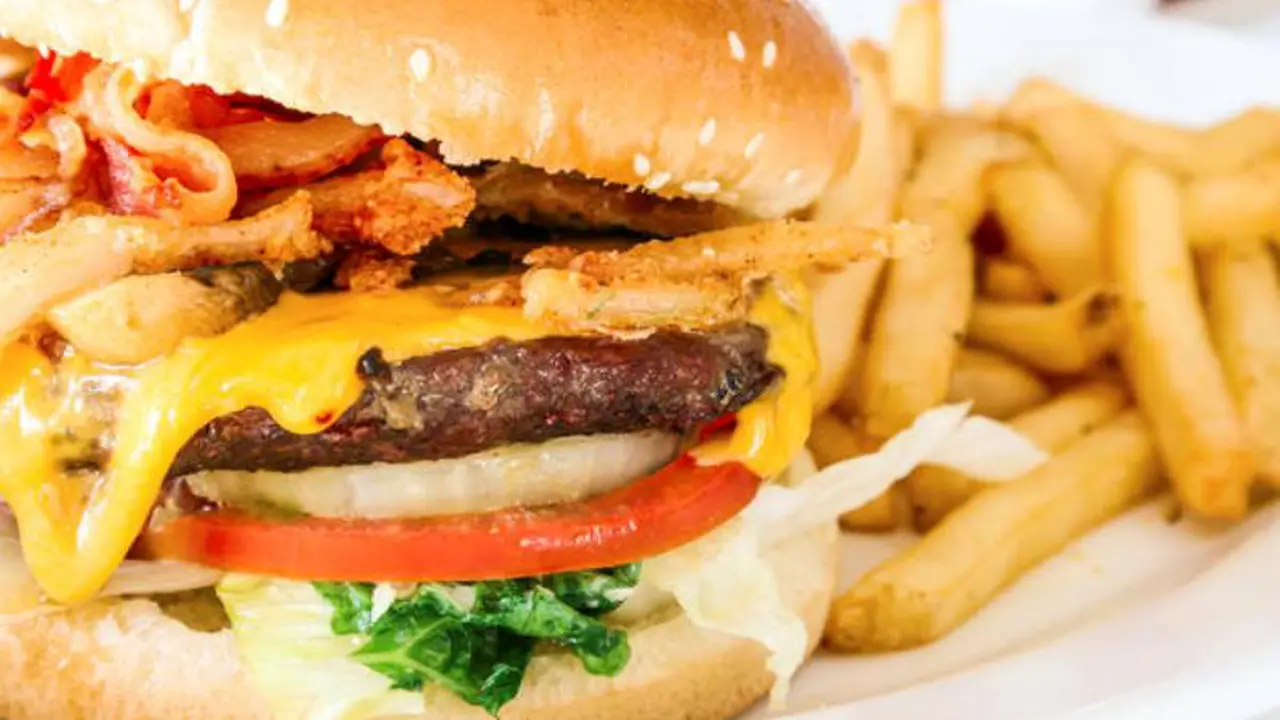 Habis Lihat Ini Dijamin Kamu Ogah Makan 'Junk Food'