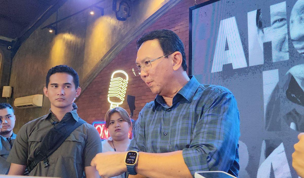 Menurut Ujang, wajar jika Ahok paham berbagai persoalan Jakarta karena pernah menjabat gubernur dan wakil gubernur Jakarta.&nbsp;