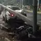 Mobil Hantam Tiang Listrik hingga Roboh, Korban Dibawa ke RS