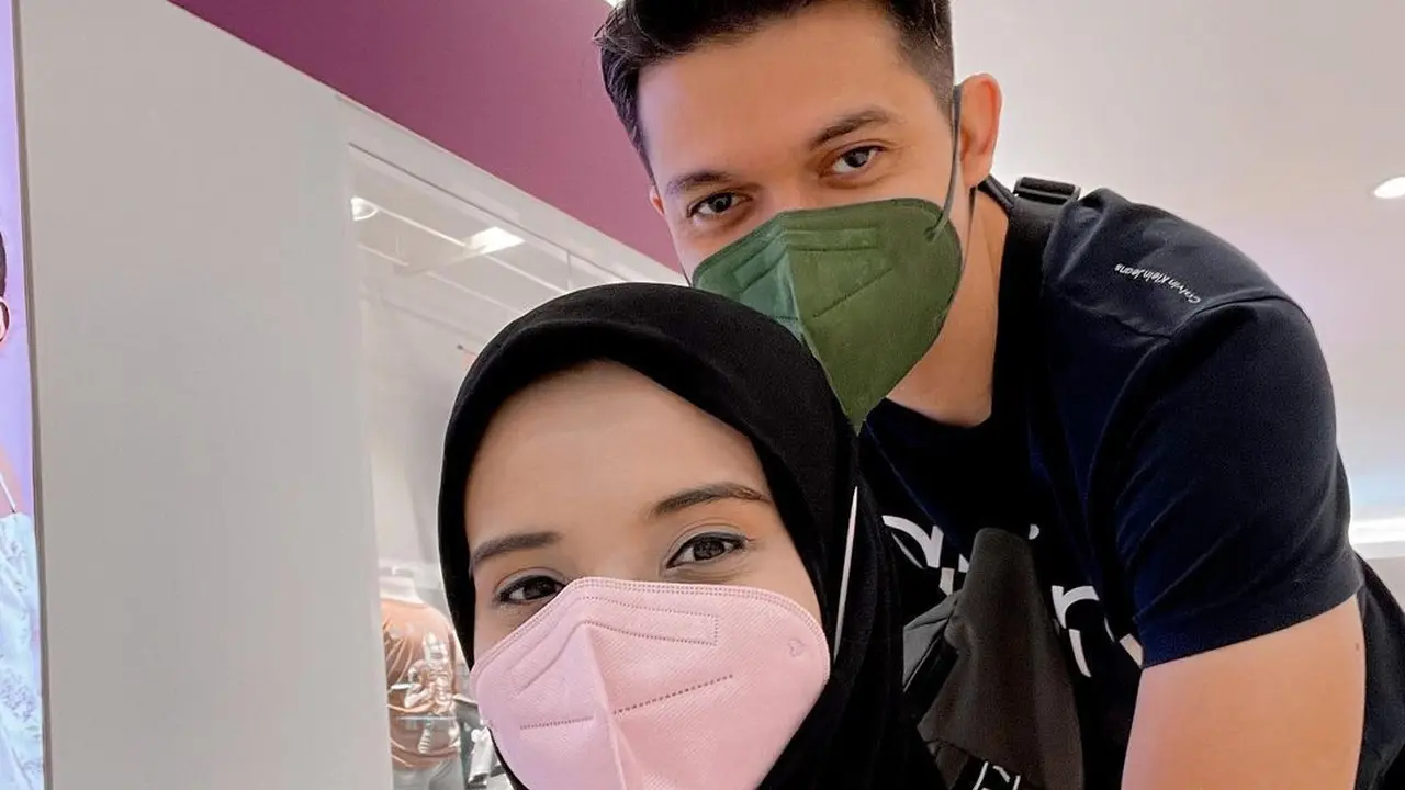 Irwansyah dan Zaskia Sungkar. (Foto: Instagram @irwansyah_15)