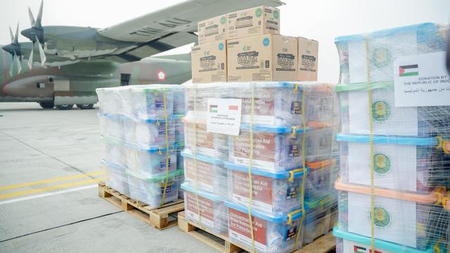 Presiden Jokowi, Syifa Hadju dan Tokoh Publik Lain Kirim 51,5 Ton Bantuan Kemanusiaan bagi Masyarakat Gaza. Foto: Kitabisa.