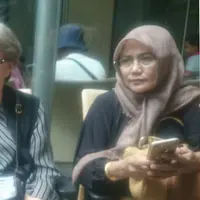 Sebelum menghembuskan napas terakhir, Yana Zein terus berjuang melawan penyakit kanker payudaranya. Pengobatan ke negeri Cina pun dilakukannya sampai menghabiskan ratusan juta bahkan milyaran rupiah. (Bambang E.Ros/Bintang.com)