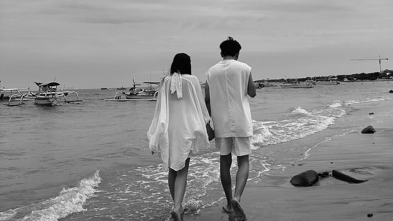 Randy Martin dan Lyodra Bagikan Momen Liburan Romantis, Sejoli Bikin Baper