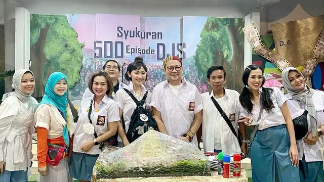6 Momen Syukuran 500 Episode Dari Jendela SMP, Pemain Makin Kompak